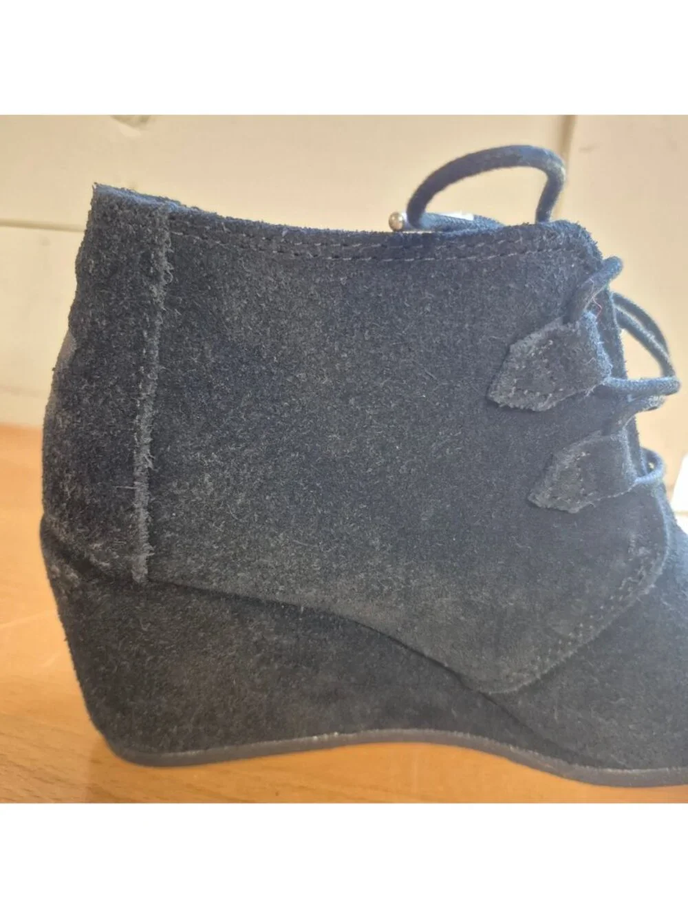 Toms Womens Black Suede Lace-Up Wedge Booties Size 8.5 - Picture 8 of 8